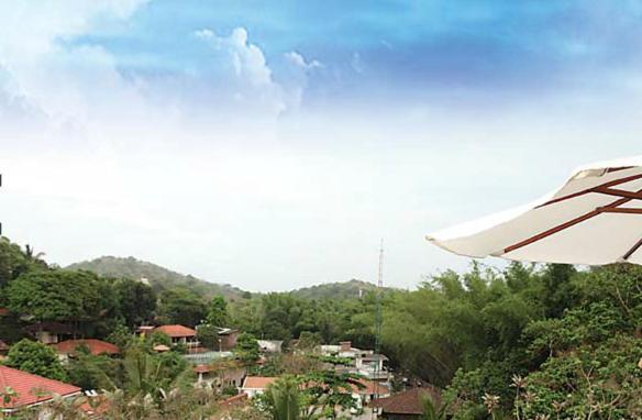 Grand Thekkady Hotel Kumily Kültér fotó