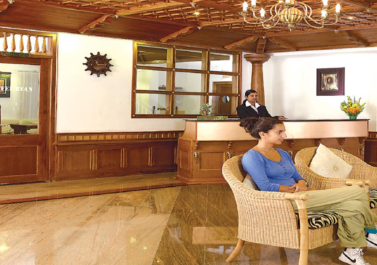 Grand Thekkady Hotel Kumily Kültér fotó