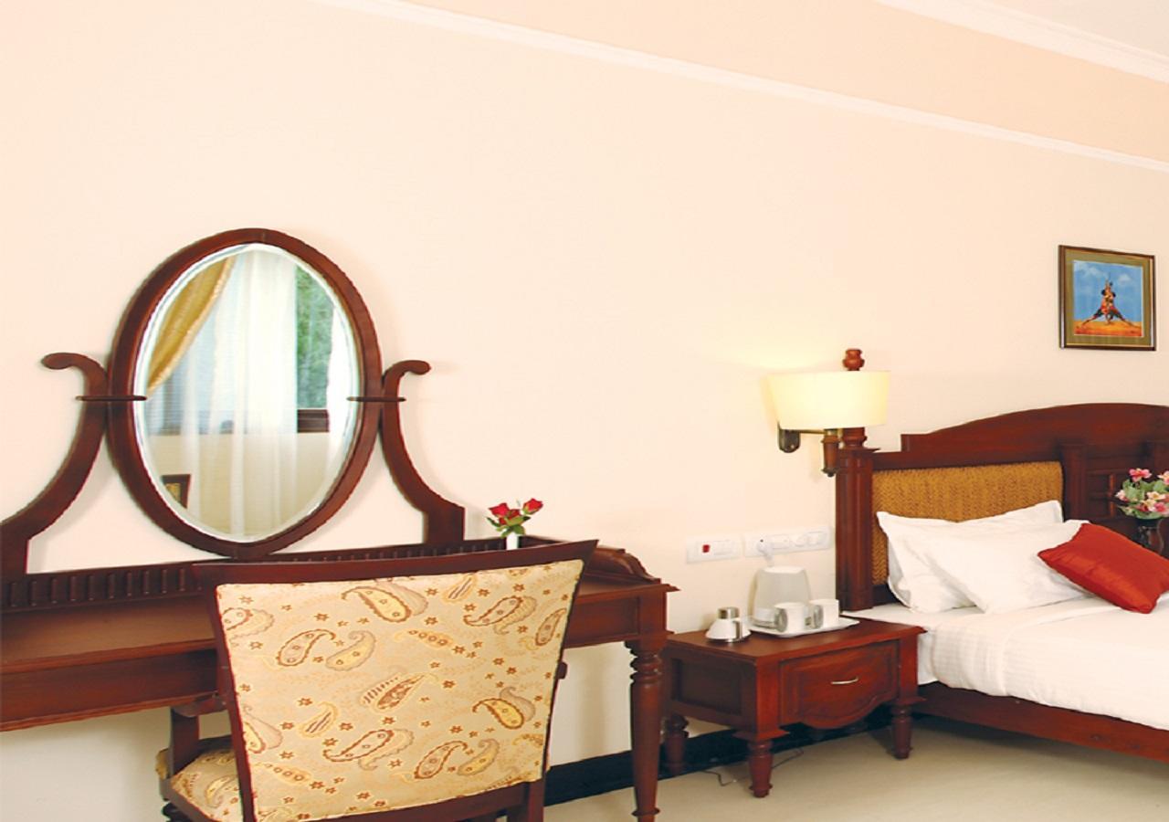 Grand Thekkady Hotel Kumily Kültér fotó