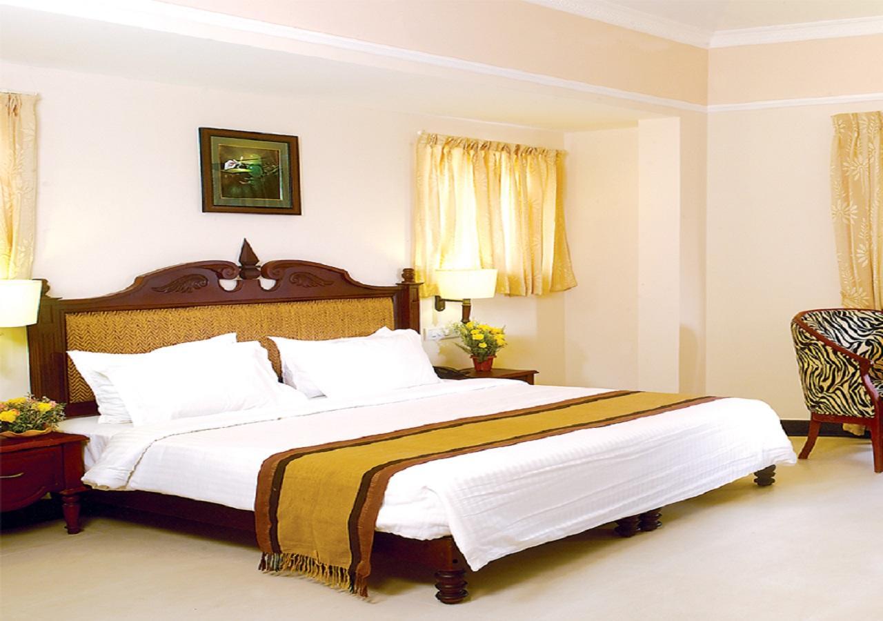 Grand Thekkady Hotel Kumily Kültér fotó