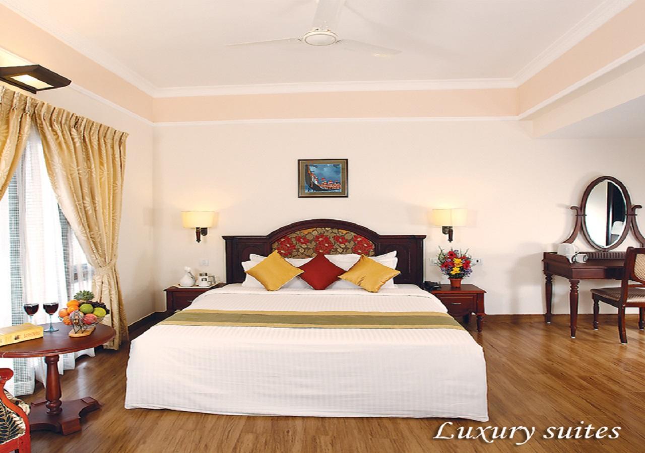 Grand Thekkady Hotel Kumily Kültér fotó