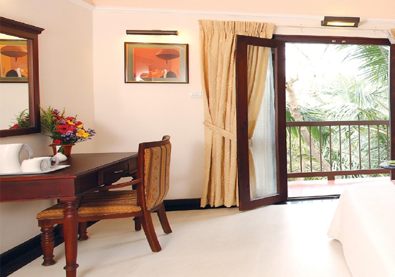 Grand Thekkady Hotel Kumily Kültér fotó